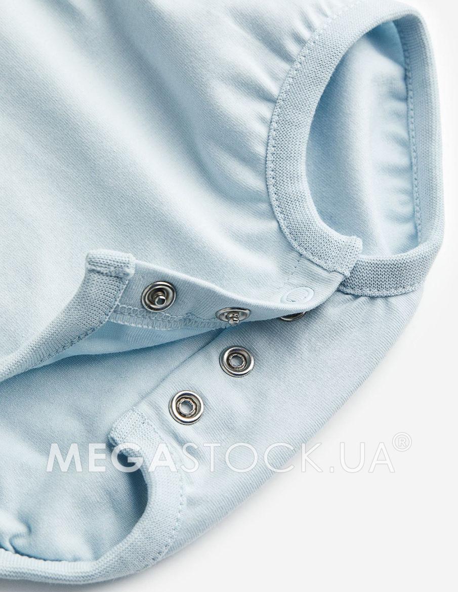 dm008935-3
